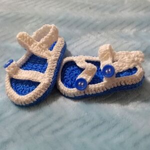 Crocheted baby Sandals